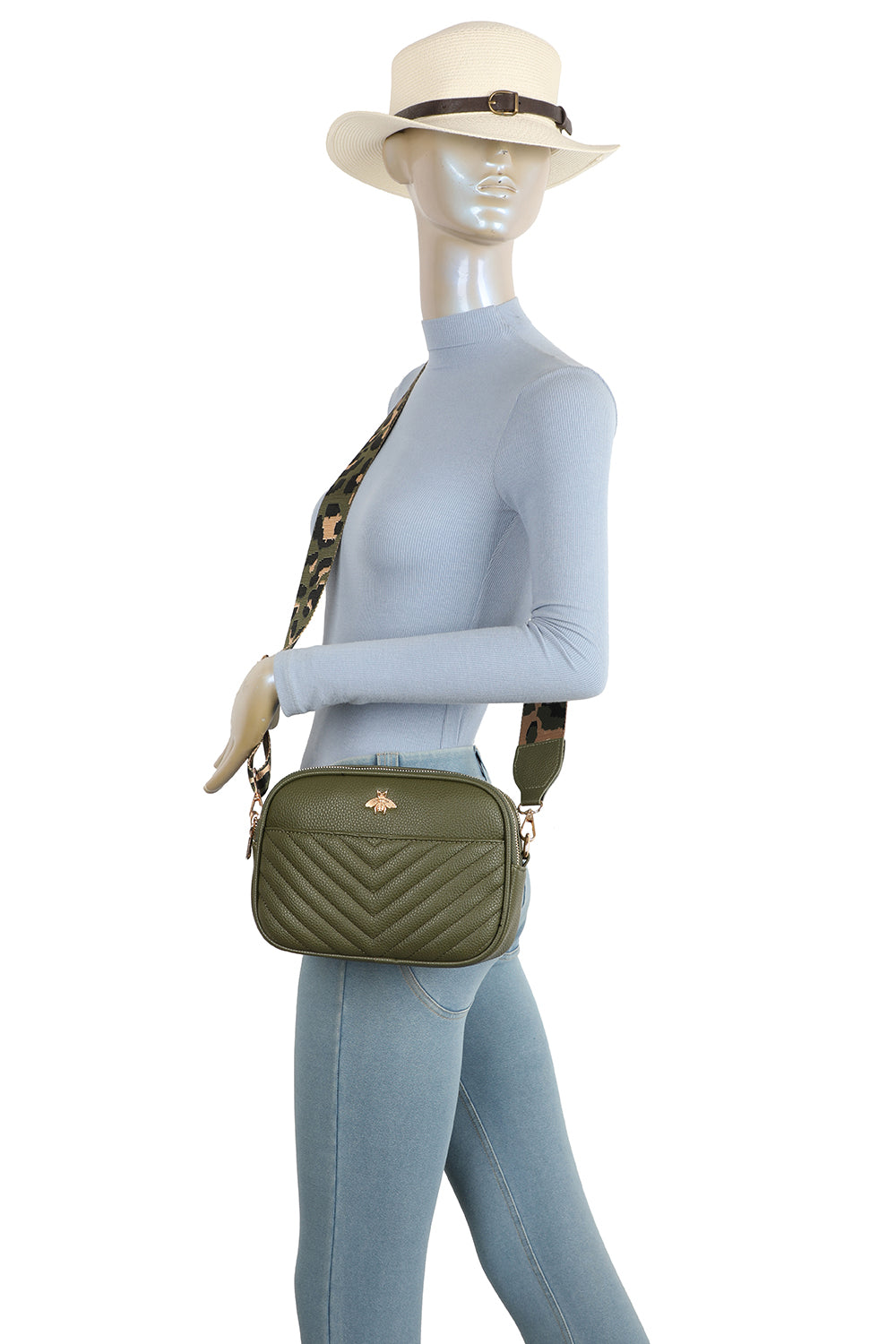 Bee Badge Quilted Double Zipper Compartment Tassel Crossbody Handbag - RW250451